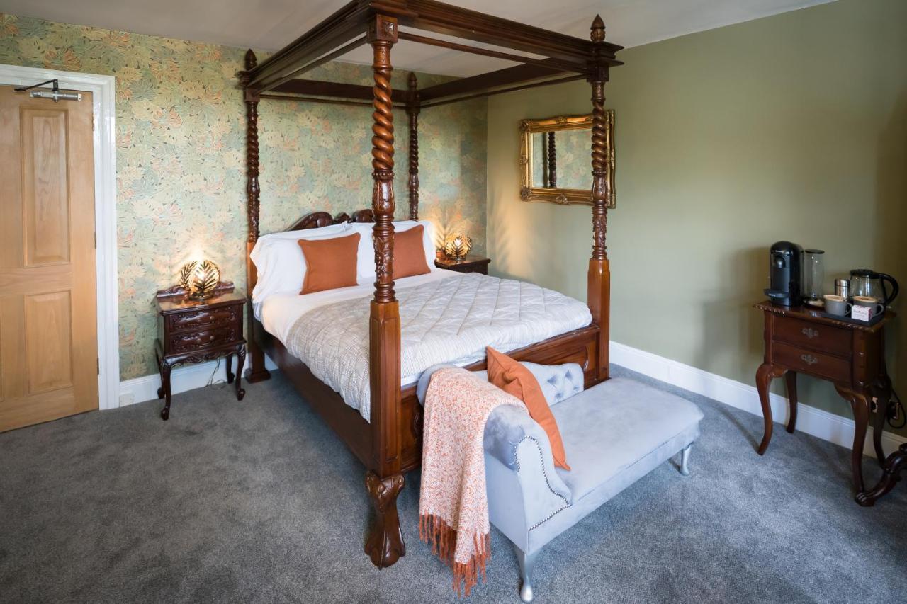 Tottington Manor Hotel Henfield Zewnętrze zdjęcie