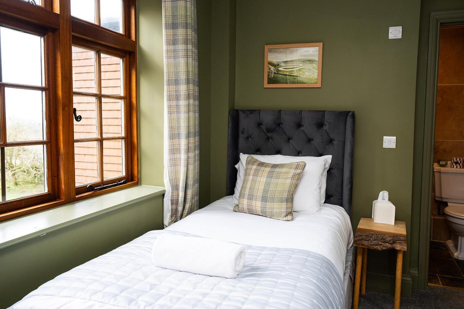 Tottington Manor Hotel Henfield Zewnętrze zdjęcie