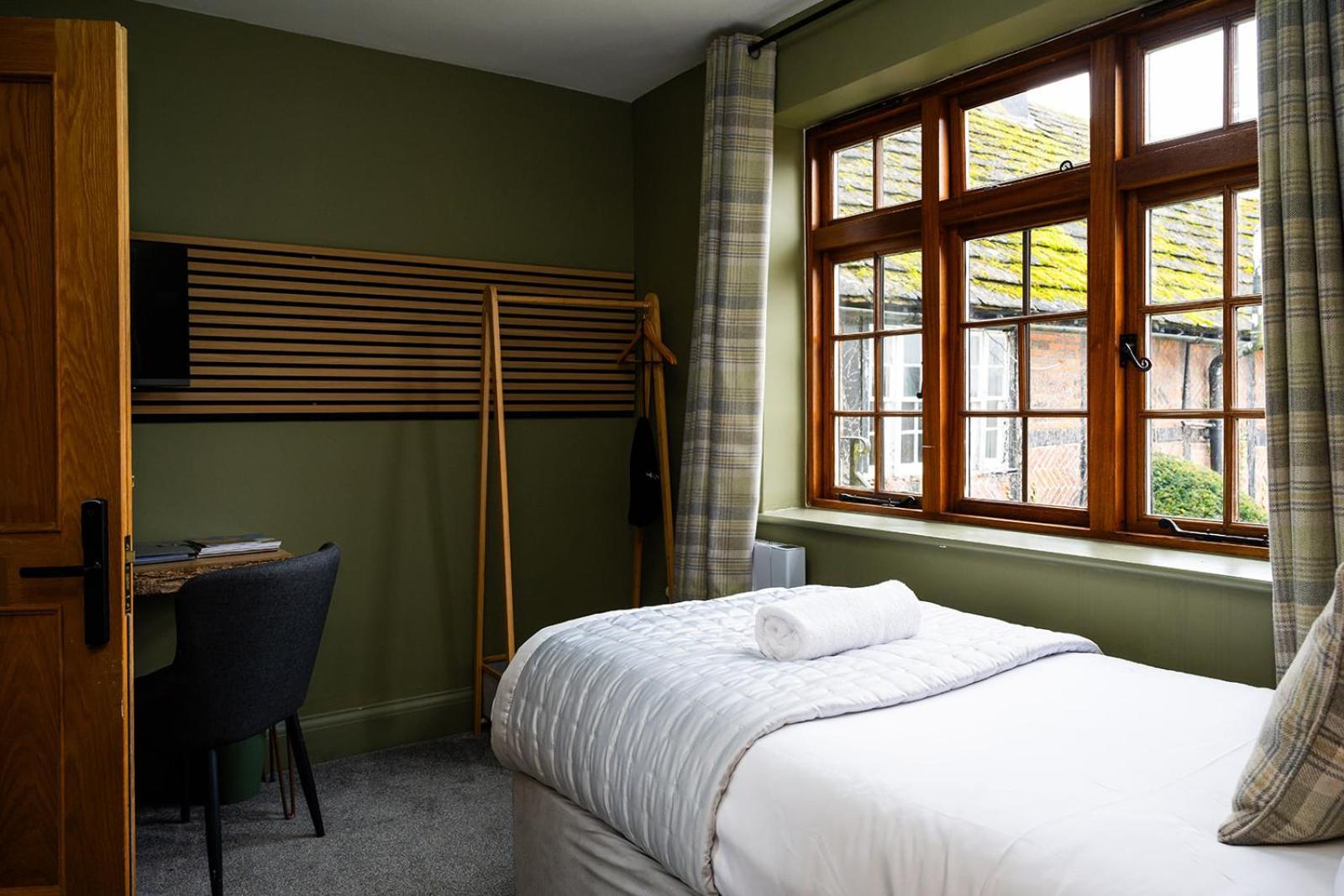 Tottington Manor Hotel Henfield Zewnętrze zdjęcie