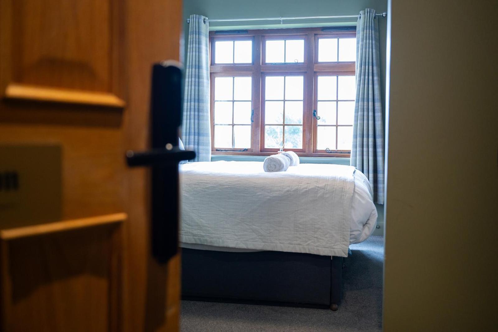 Tottington Manor Hotel Henfield Zewnętrze zdjęcie